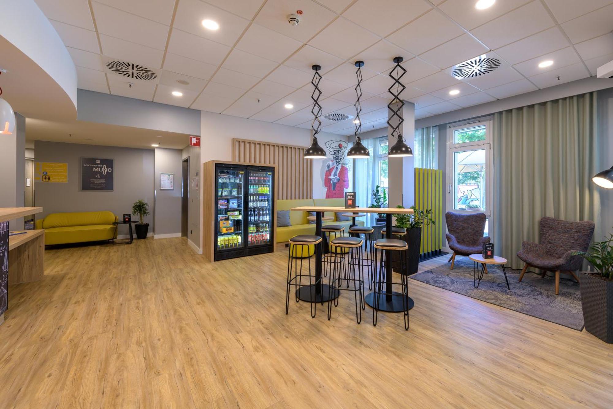 Ibis Frankfurt Messe West 3*